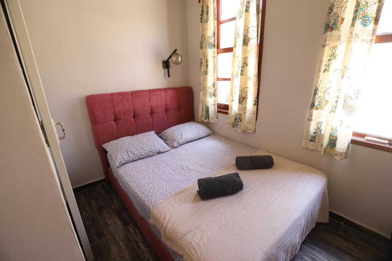 Gagarin Pub & Hotel Antalya Ngoại thất bức ảnh
