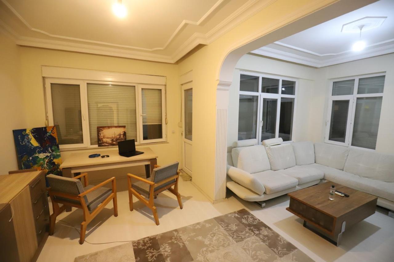 Gagarin Pub & Hotel Antalya Ngoại thất bức ảnh